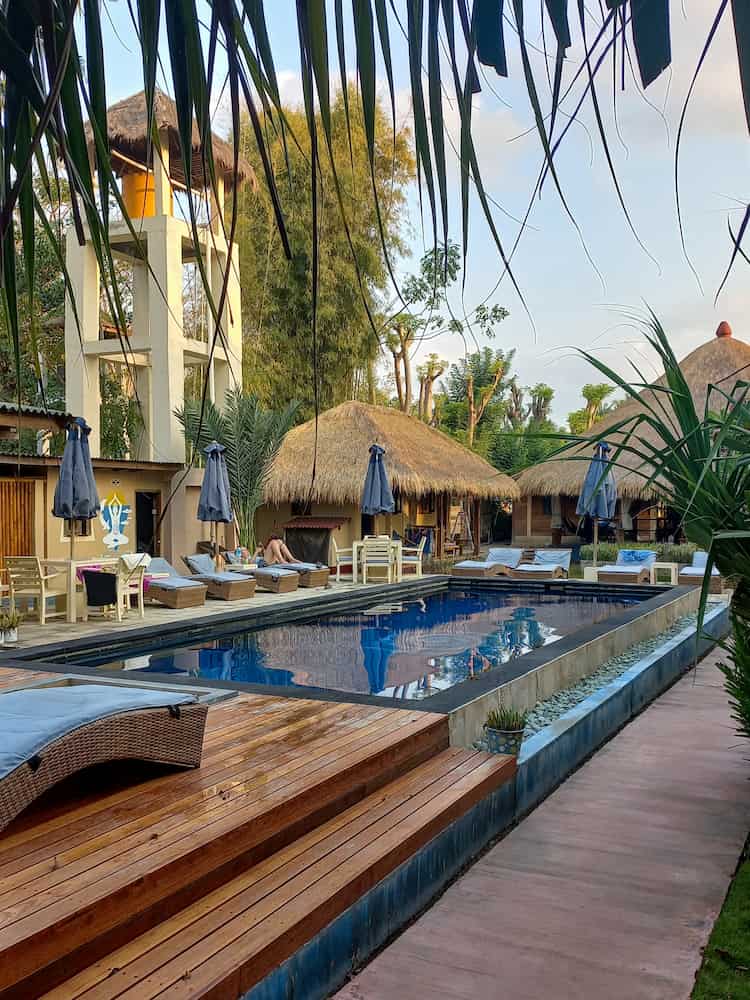 La piscina del centro yoga